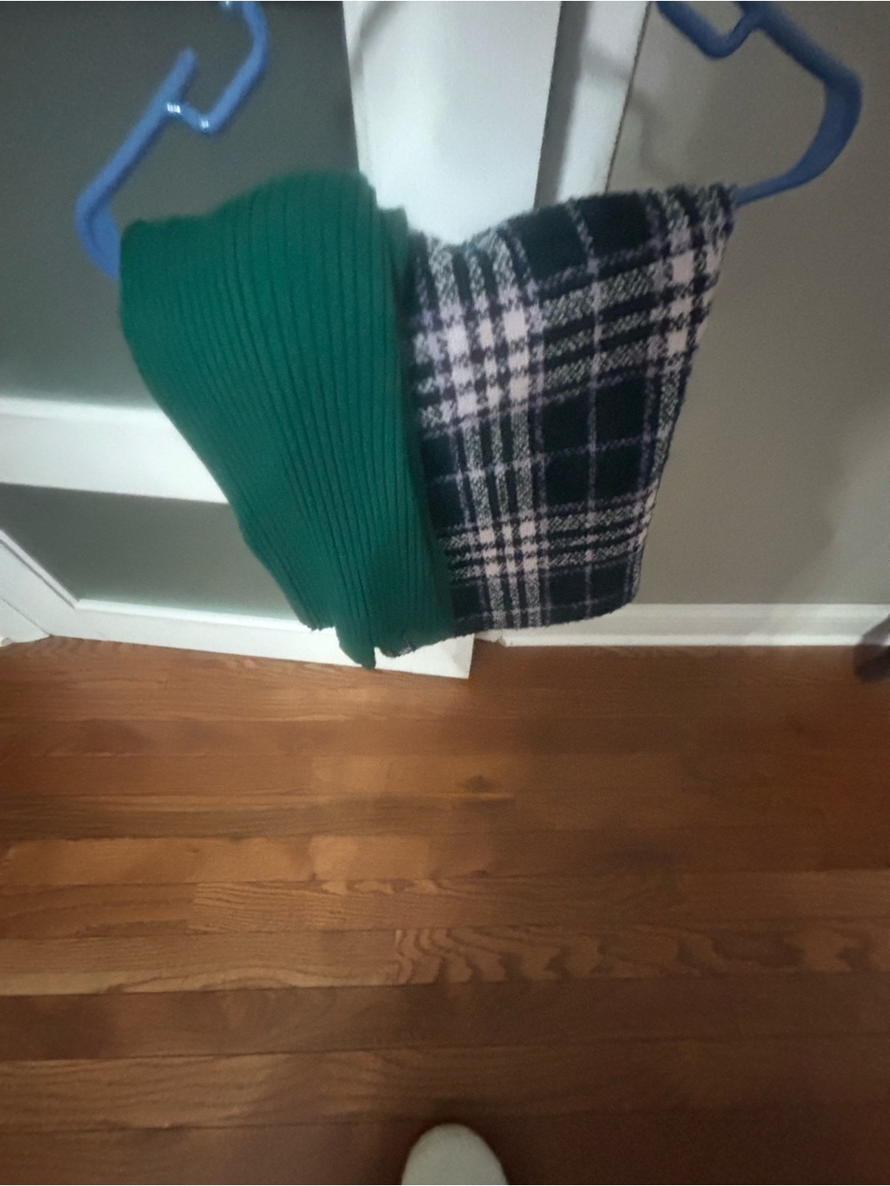 LOFT Black/green/ Light Pink Plaid Mini Skirt and sweater set EUC